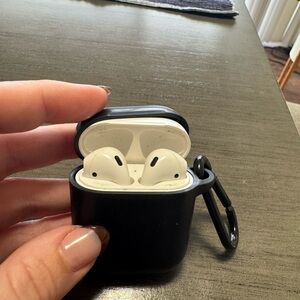 Air Pods 2 with Case